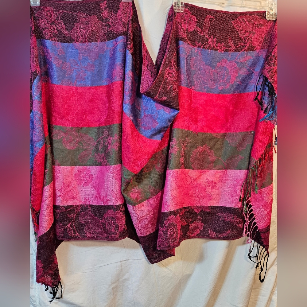 Cashmere colorful body wrap scarf with floral designs 67" x 27" Fringe ends (nc)
